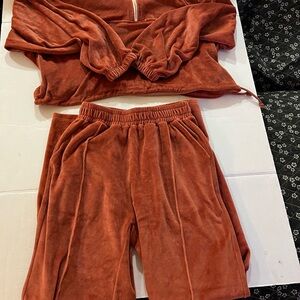 Citrus-Tag Velour Loungewear Set in Rust